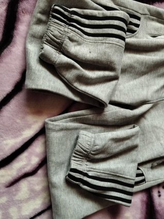 Pantalón de chándal gris