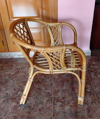 SILLÓN DE MIMBRE ARTESANAL CON ALMOHADÓN