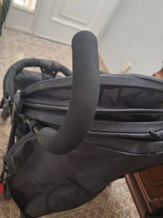 Silla de paseo gemelar negra