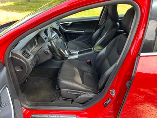 Volvo V60 2.0 D2 Summum Auto 2016