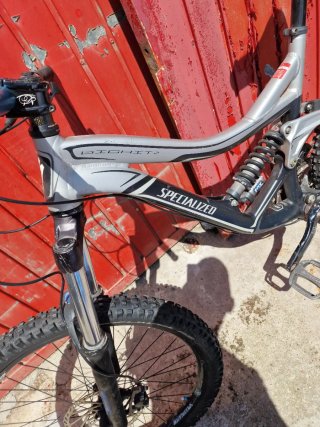 Bicicleta Specialized Downhill