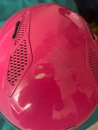 Casco de moto rosa