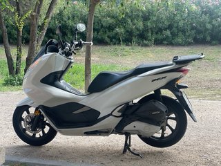 Honda PCX 125 Blanca