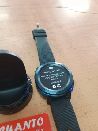 SAMSUNG GEAR SPORT (6FEE) CON BASE DE CARGA