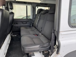 Land Rover Defender 2015