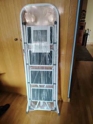 Escalera metálica 4 peldaños plegable