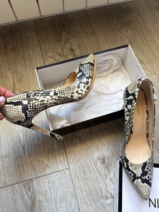 Zapato de tacón Nine West