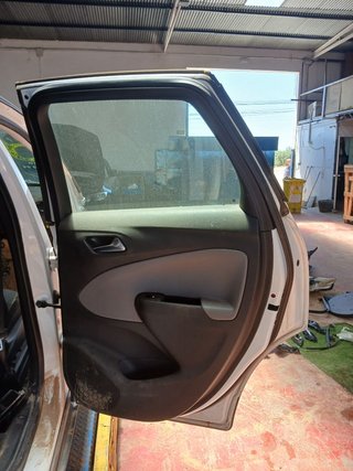 PUERTA TRASERA DERECHA Opel Crossland X (2017->)