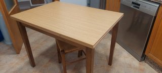 Sillas de cocina de madera y ratán