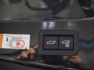 TOYOTA CHR 1.8 Advance Hybrid 140