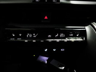 TOYOTA CHR 1.8 Advance Hybrid 140
