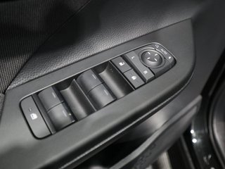 TOYOTA CHR 1.8 Advance Hybrid 140