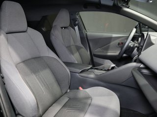 TOYOTA CHR 1.8 Advance Hybrid 140
