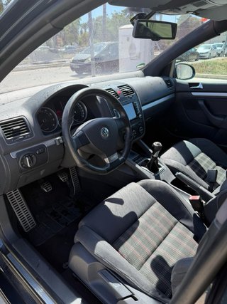 Volkswagen Golf 2005
