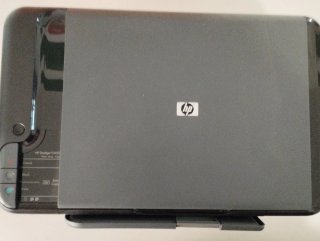Stampante HP Deskjet F2420 Nero e Grigio a Colori