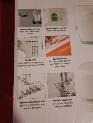 Mini máquina de coser eléctrica gris