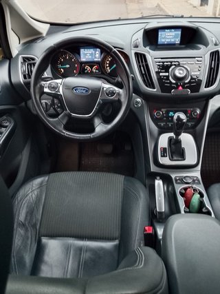 Ford Grand C-MAX 2013 automatico.