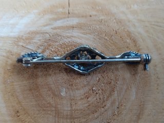 Broche Mid-Century Neo-Victoriano en Plata Italia