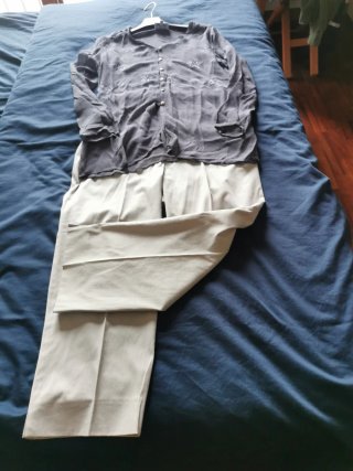 Set casacca e pantaloni grigio