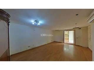 Piso en venta en El Raval en Barcelona