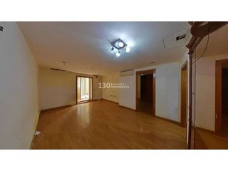Piso en venta en El Raval en Barcelona