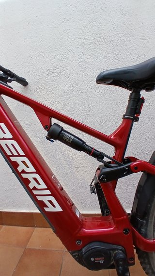 Bicicleta Eléctrica MTB Berria Talla M