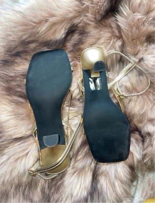 Sandalias Tacón Doradas Diva