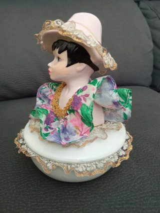 Joyero de porcelana