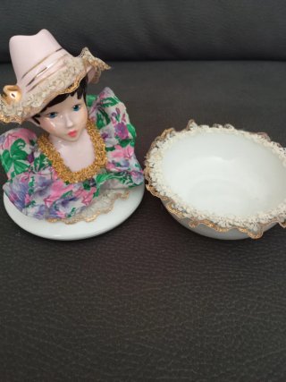 Joyero de porcelana