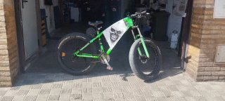Bicicleta Fat Bike Eléctrica Verde