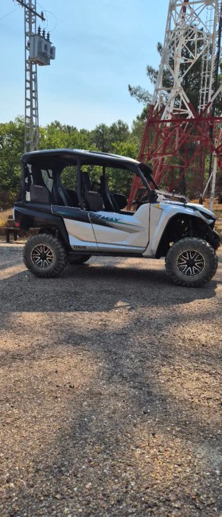 Yamaha Wolverine RMAX 4 1000 buggy