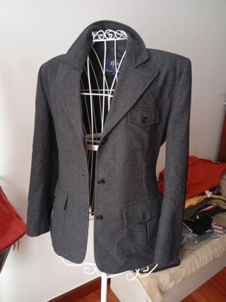 Chaqueta gris talla M