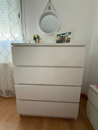 Cómoda 4 cajones JYSK LIMFJORDEN