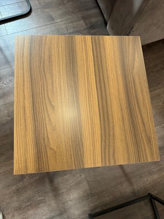 Mesa auxiliar moderna madera y metal