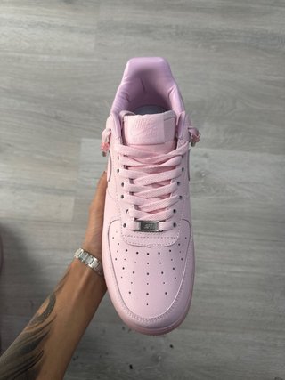 Nike Air Force 1 '07 Rosa/Morado