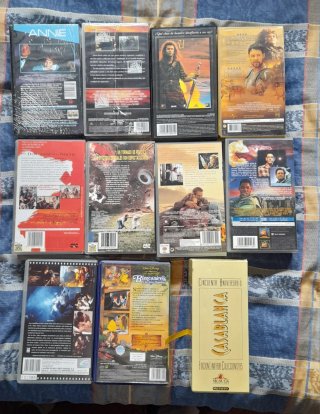 Lote vhs 11 películas, Casablanca, gladiator y mas