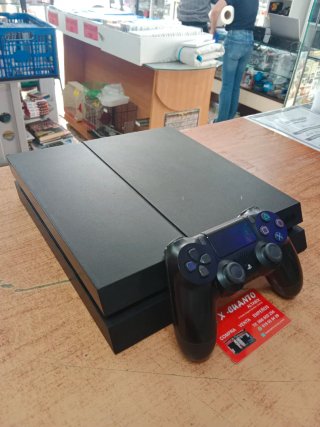 CONSOLA SONY PS4 FAT 500GB 13.04 CON MANDO CABLES