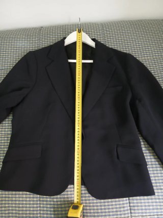 Chaqueta corta negra