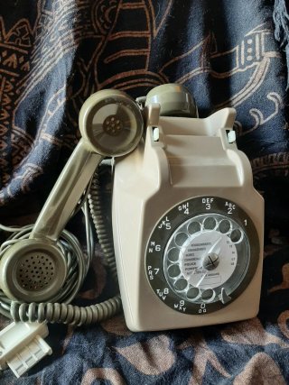 Teléfono antiguo Socotel S63 Francés