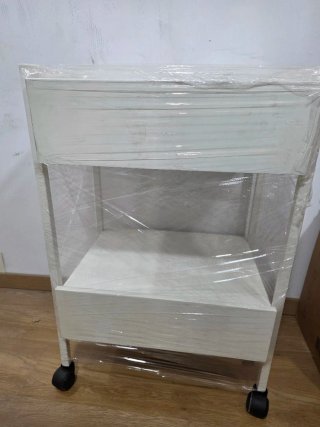 Mueble auxiliar con ruedas 43x56(ancho)x83(alto)