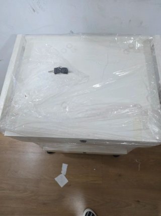 Mueble auxiliar con ruedas 43x56(ancho)x83(alto)
