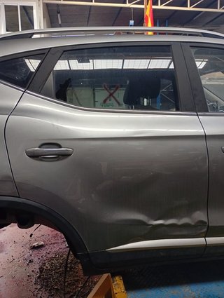 PUERTA TRASERA DERECHA MG ZS (08.2022->)