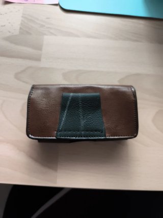 Funda móvil pequeño cuero