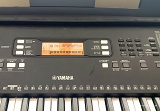Teclado Yamaha PSR-E363 Electrónico