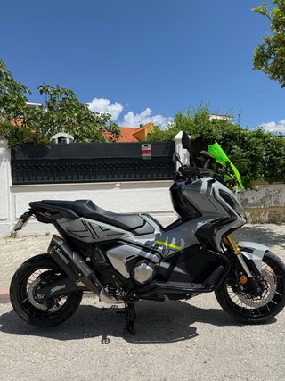 Honda X-ADV 750 Gris/Verde