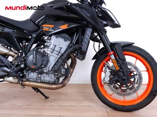KTM 890 DUKE