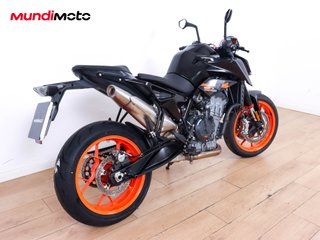 KTM 890 DUKE