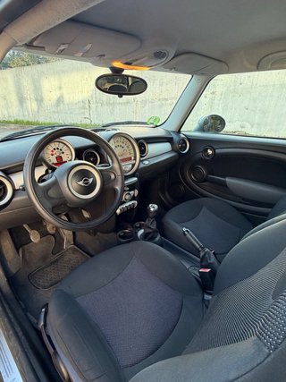 MINI Mini 2007 127.000 km pegatina C