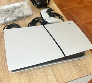 PS5 Digital Edition Bianca + Nintendo Switch