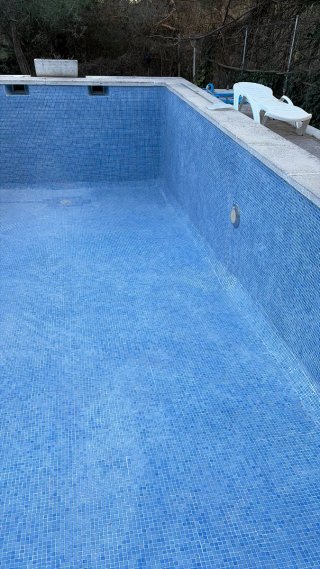 Lechadas, limpieza y mantenimiento de piscinas.